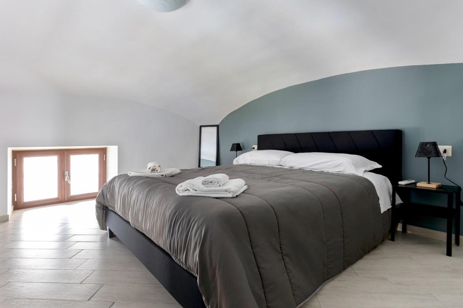 Hub Station Apartment Naples